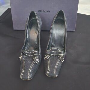 Prada Black Leather Pumps – Contrast Stitching – Buckle Detail – Size 38